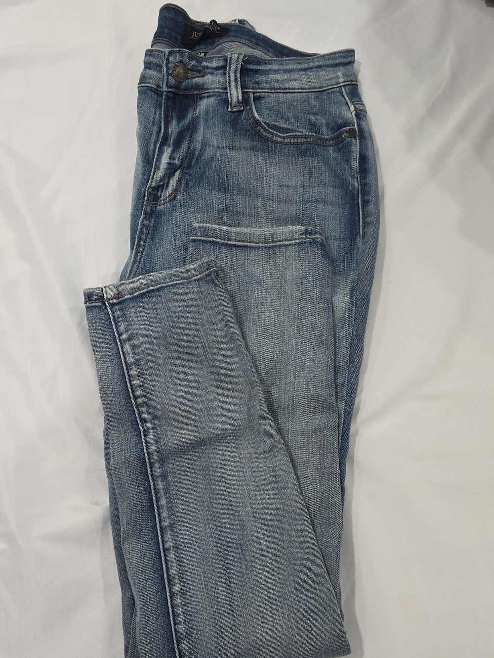 Judy Blue Faded Medium-Light Blue Skinny Jeans